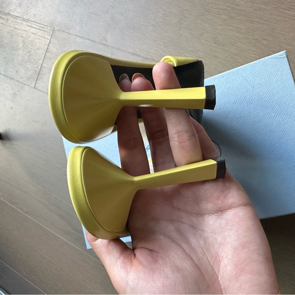 PRADA logo leather mules in cedro - Picture 8 of 11